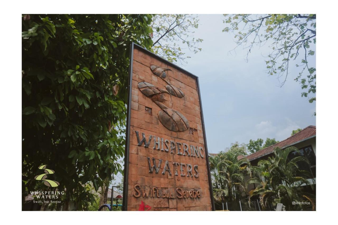 Whispering Waters Otel Malayāttūr Dış mekan fotoğraf
